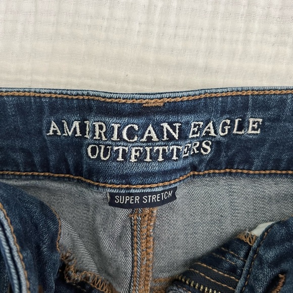 AE High Rise Shortie - Picture 3 of 4